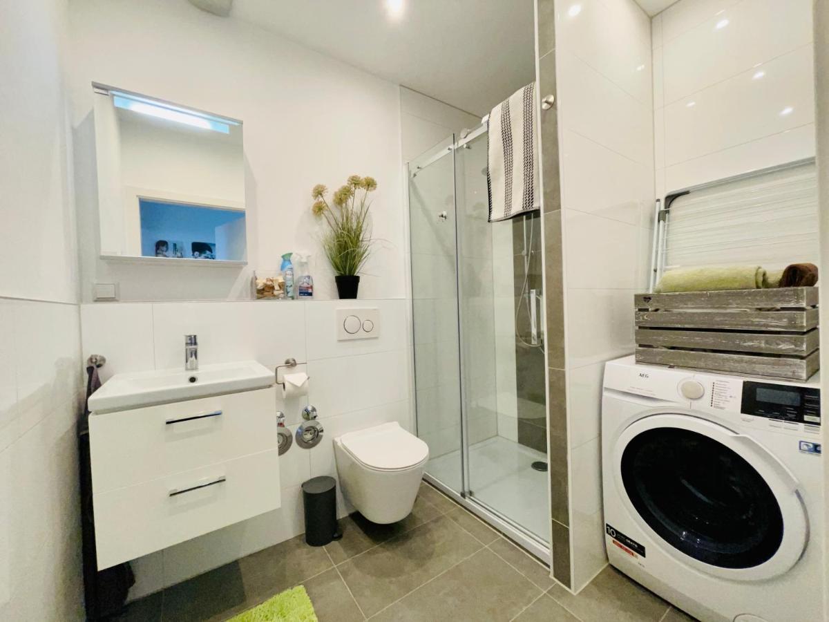 2 Room Galerie Einliegerwohnung In Rheinstetten, Messe Naehe, Rollstuhlfahrer Geeignet Extérieur photo