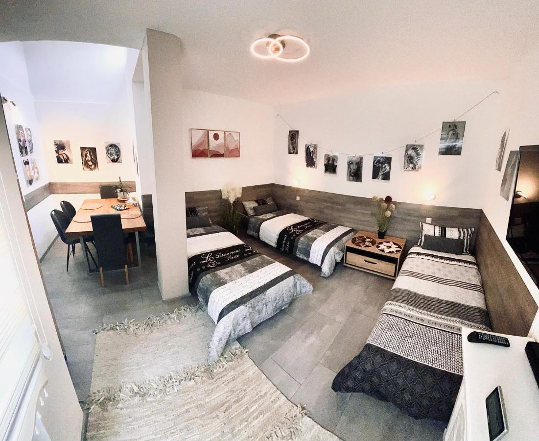 2 Room Galerie Einliegerwohnung In Rheinstetten, Messe Naehe, Rollstuhlfahrer Geeignet Extérieur photo